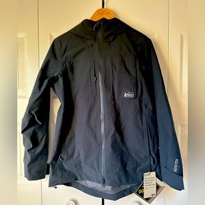 REI First Chair Snow Shell Women’s Size Small, color Black